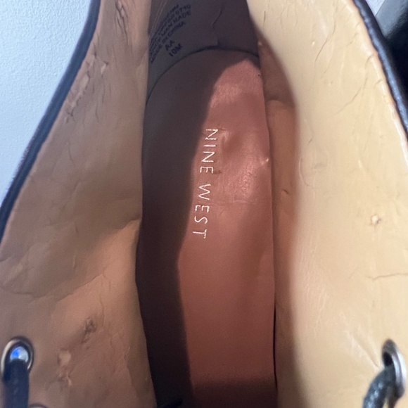 Nine West Black Leather Ankle Boot 10 - Picture 16 of 16